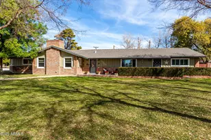 1542 W Loma, Phoenix, AZ 85021 - Photo 1