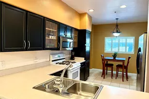 7401 W Arrowhead Clubhouse Dr, Glendale, AZ 85308 - Photo 5