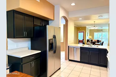 7401 W Arrowhead Clubhouse Drive #2011, Glendale, AZ 85308 - Photo 11