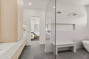 5156 N 45th Pl, Phoenix, AZ 85018 - Photo 35