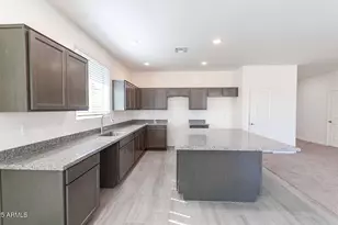 18783 N Avelino Dr, Maricopa, AZ 85138 - Photo 7