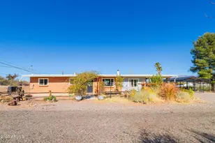 417 W Sunset Dr, Mammoth, AZ 85618 - Photo 1