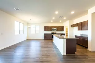18803 N Avelino Dr, Maricopa, AZ 85138 - Photo 7