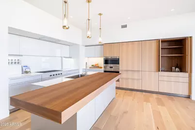 5000 N Camelback Ridge Drive #304, Scottsdale, AZ 85251 - Photo 11