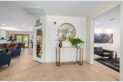 2909 E Las Rocas Drive, Phoenix, AZ 85028 - Photo 11