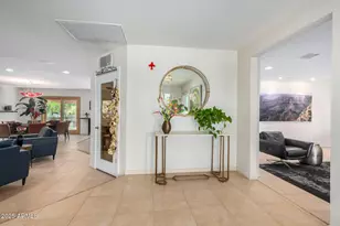2909 E Las Rocas Dr, Phoenix, AZ 85028 - Photo 11
