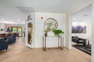 2909 E Las Rocas Dr, Phoenix, AZ 85028 - Photo 11