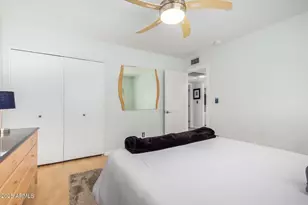 2909 E Las Rocas Dr, Phoenix, AZ 85028 - Photo 25