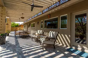 2909 E Las Rocas Dr, Phoenix, AZ 85028 - Photo 33