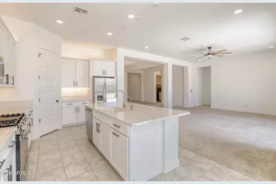 8723 W Vista Avenue, Glendale, AZ 85305 - Photo 23