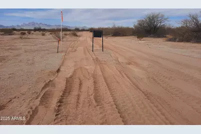 905 N 523rd Avenue #5, Tonopah, AZ 85354 - Photo 1