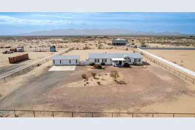 23851 W Tether Trail, Wittmann, AZ 85361 - Photo 1