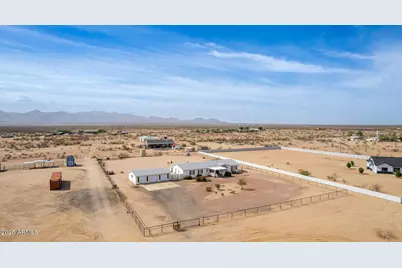 23851 W Tether Trail, Wittmann, AZ 85361 - Photo 73