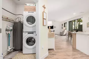 2511 W Queen Creek Rd, Chandler, AZ 85248 - Photo 29