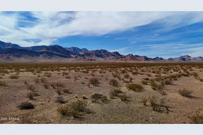 0 W Wingate Dr. Lot A (7.5 Acres) -- #7, Golden Valley, AZ 86413 - Photo 9