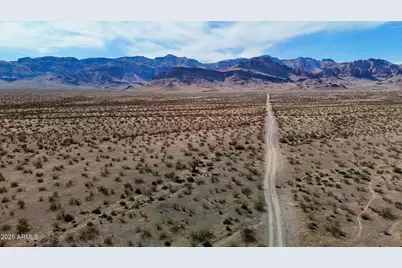 0 W Wingate Dr. Lot A (7.5 Acres) -- #7, Golden Valley, AZ 86413 - Photo 1