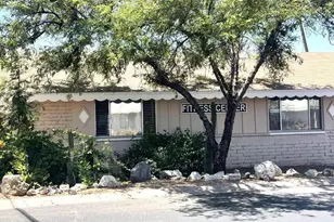 10401 N Cave Creek Rd, Phoenix, AZ 85020 - Photo 27