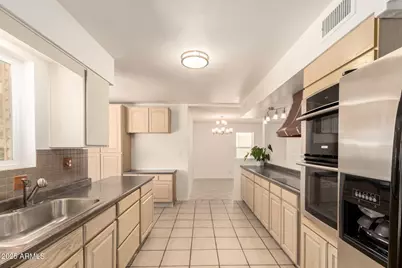 10816 W Venturi Drive, Sun City, AZ 85351 - Photo 25