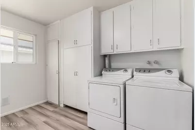 10816 W Venturi Drive, Sun City, AZ 85351 - Photo 43