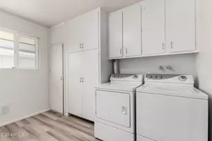 10816 W Venturi Dr, Sun City, AZ 85351 - Photo 43