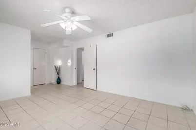 10816 W Venturi Drive, Sun City, AZ 85351 - Photo 33