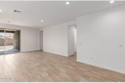 5401 W Las Palmaritas Drive, Glendale, AZ 85302 - Photo 7