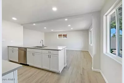 518 W 19th Street, Tempe, AZ 85281 - Photo 1