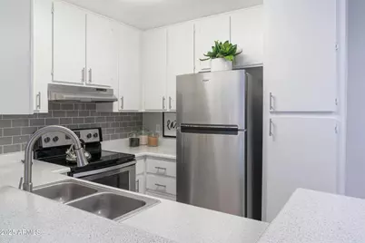 1620 W Southern Avenue #A1, Mesa, AZ 85202 - Photo 5