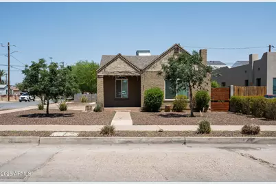 331 N 13th Place, Phoenix, AZ 85006 - Photo 1