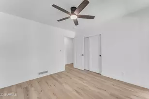 2425 E Harvard St, Phoenix, AZ 85008 - Photo 27