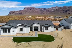 9362 E Cloudview Ave, Gold Canyon, AZ 85118 - Photo 1