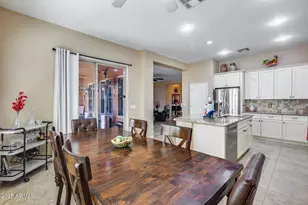 2571 E Balsam Ct, Chandler, AZ 85286 - Photo 11