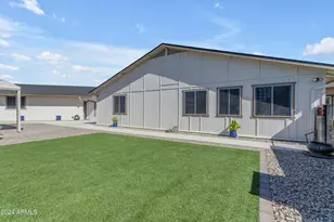 1840 N Brighton Cir, Mesa, AZ 85207 - Photo 13