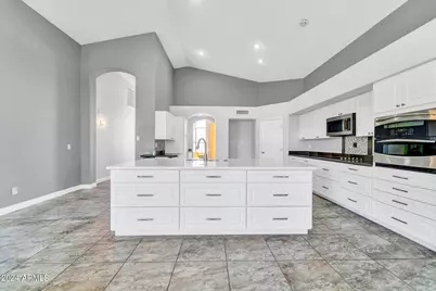 17620 W Weatherby Drive, Surprise, AZ 85374 - Photo 15