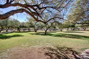 609 E Mesquite Cir, Tempe, AZ 85288 - Photo 25