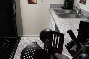 8649 E Royal Palm Rd, Scottsdale, AZ 85258 - Photo 11