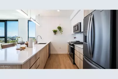 817 N 6th Street #B2, Phoenix, AZ 85004 - Photo 7