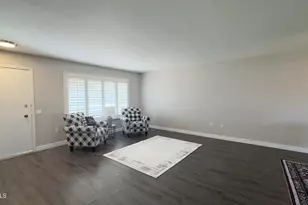 10562 W Campana Dr, Sun City, AZ 85351 - Photo 5