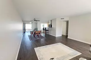 10562 W Campana Dr, Sun City, AZ 85351 - Photo 3