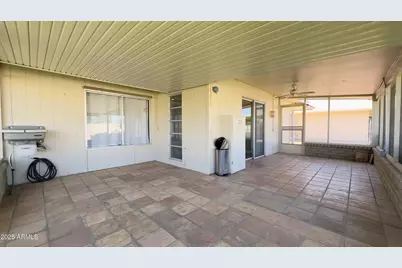 10562 W Campana Drive, Sun City, AZ 85351 - Photo 25