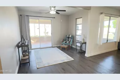 10562 W Campana Drive, Sun City, AZ 85351 - Photo 9