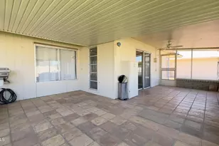 10562 W Campana Dr, Sun City, AZ 85351 - Photo 21