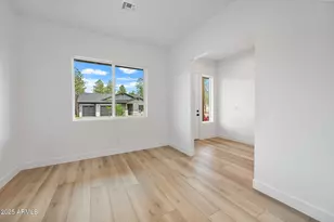 499 N Valerian Ln, Flagstaff, AZ 86004 - Photo 9