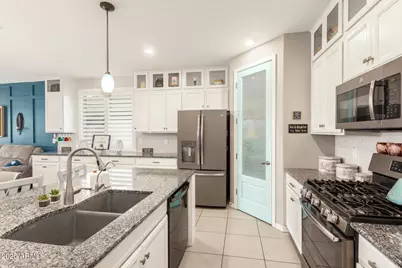 20729 E Canary Way, Queen Creek, AZ 85142 - Photo 17