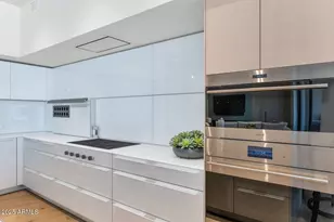 5000 N Camelback Ridge Rd, Scottsdale, AZ 85251 - Photo 11