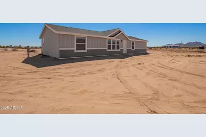 18191 N Amelia Drive, Maricopa, AZ 85139 - Photo 5