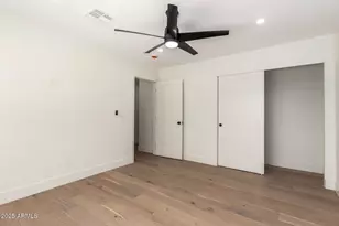 829 E Desert Park Ln, Phoenix, AZ 85020 - Photo 27