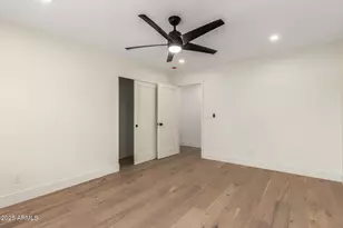 829 E Desert Park Ln, Phoenix, AZ 85020 - Photo 25