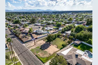 5704 N 11th Avenue #7, Phoenix, AZ 85013 - Photo 17