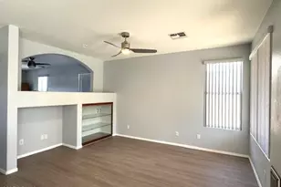 11029 W Oraibi Dr, Peoria, AZ 85373 - Photo 13